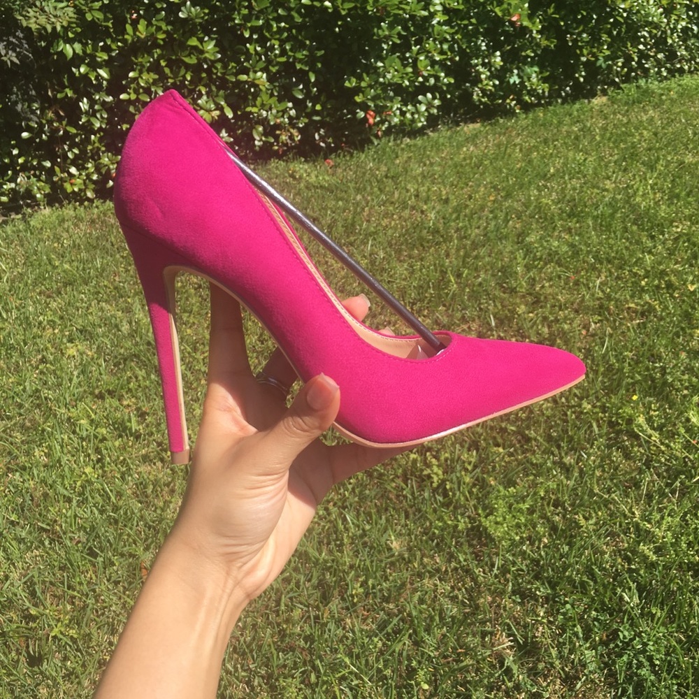 🙅🏻‍♀️ SOLD OUT CLEARANCE Fuchsia Pink Heels - Picture 5 of 8